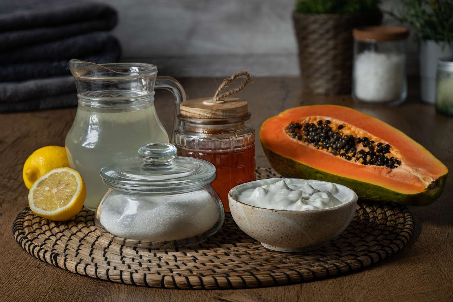 8 Ways to Exfoliate Your Skin at Home